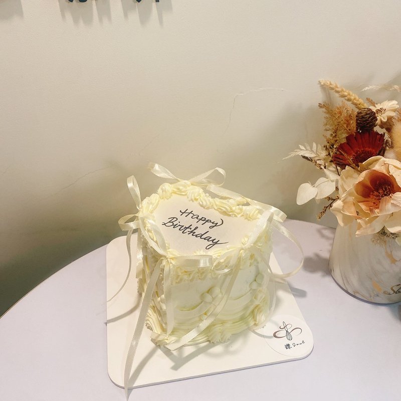 愛心緞帶 燃燒白色緞帶蛋糕 紀念日 愛心蛋糕 客製化蛋糕 鑠甜點 - 蛋糕/甜點 - 新鮮食材 