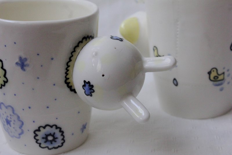 Cup/bunny cup/flower - Cups - Porcelain 