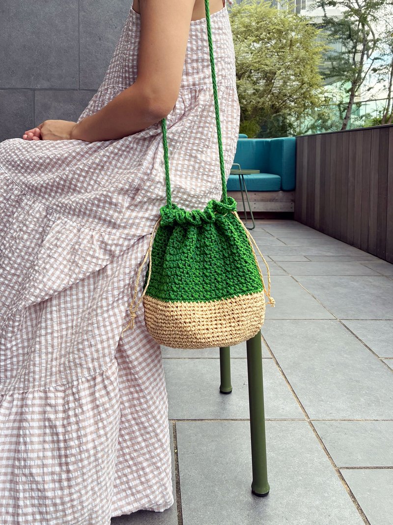 水桶束口包 Bucket Drawstring Bag 紙線與棉線的結合編織 - 束口袋/束口背包/水桶包 - 棉．麻 多色