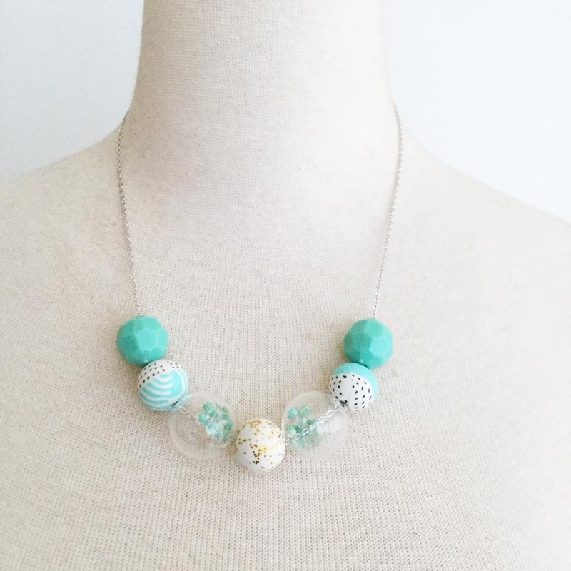 Bobo spherical geometry ball Amaranth glass bubble mint green original handmade necklace necklace rhodium plated copper jewelry chain Free ship Beads Ball Necklace Mint Green Geometric Free Shipping - สร้อยติดคอ - ไม้ สีเขียว