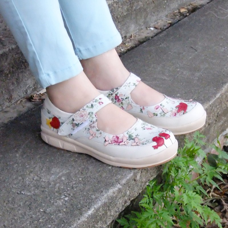 【Floral Garden】Ultra Light/ Exquisite Hand Sewing/ Leather Cushion/Mary Jane Shoes - Women's Casual Shoes - Cotton & Hemp Multicolor