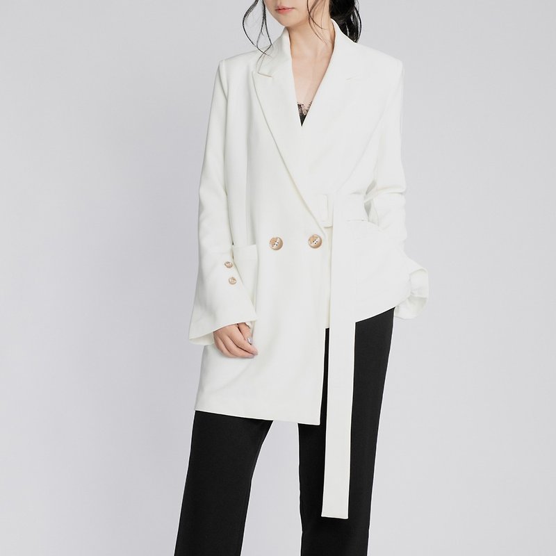 Asymmetrical design jacket [CONTRAST card 偌诗] - Women's Casual & Functional Jackets - Polyester White