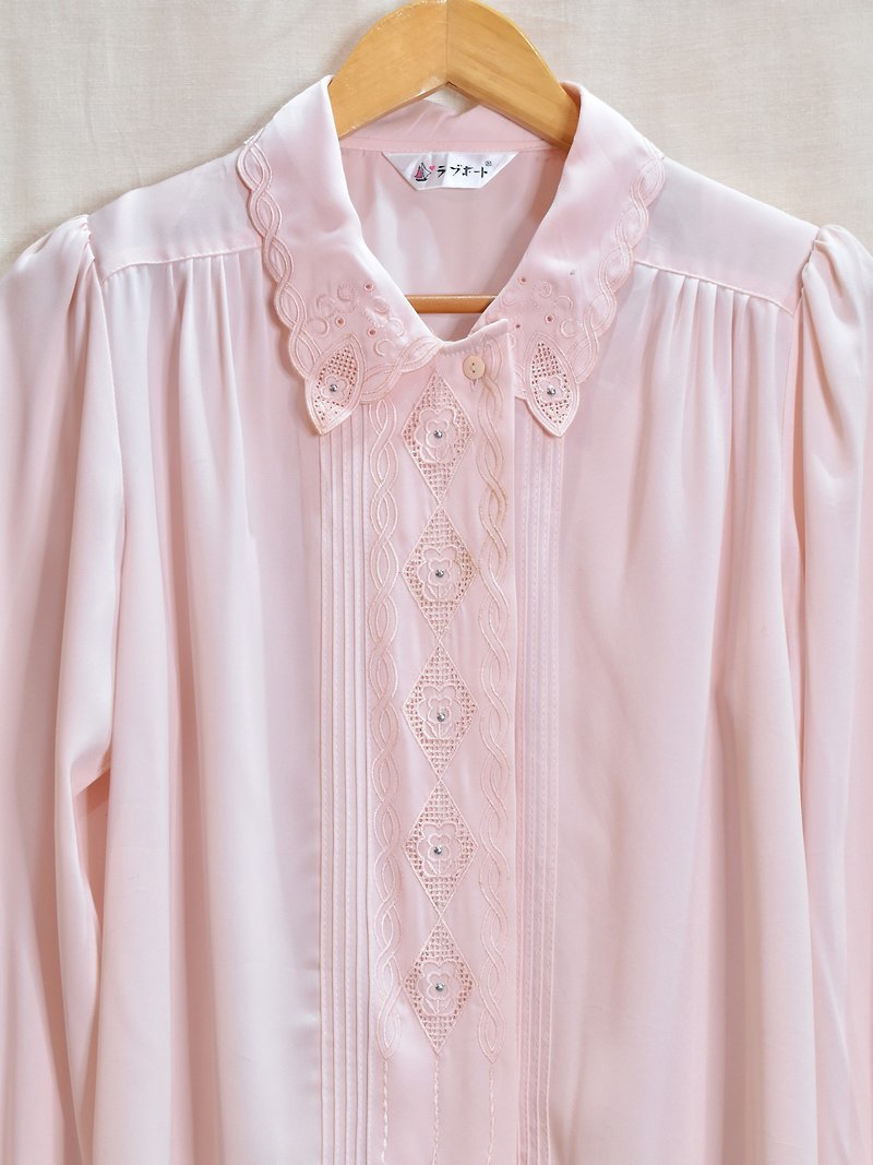 Vintage Plain Carved Shirt Light Pink - Women's Shirts - Other Materials 