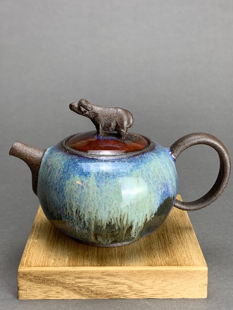 台灣名家許旭倫【岩礦手作】湧泉水牛壺210ml - 茶壺/茶杯/茶具 - 陶 