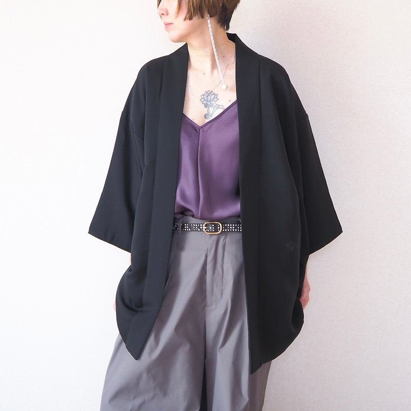 【日本製造】 柔軟絲綢黑色外罩、時尚日本、男士外罩、禮物 - 女大衣/外套 - 絲．絹 黑色