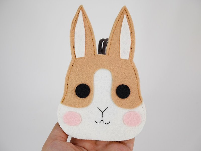 Cute animal key case- Khaki rabbit - ที่ห้อยกุญแจ - เส้นใยสังเคราะห์ สีกากี
