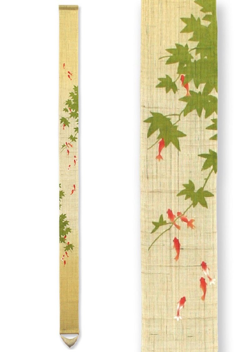 Kyoto Hand-painted Fine Linen Pendant - Goldfish and Green Maple - ของวางตกแต่ง - ผ้าฝ้าย/ผ้าลินิน 