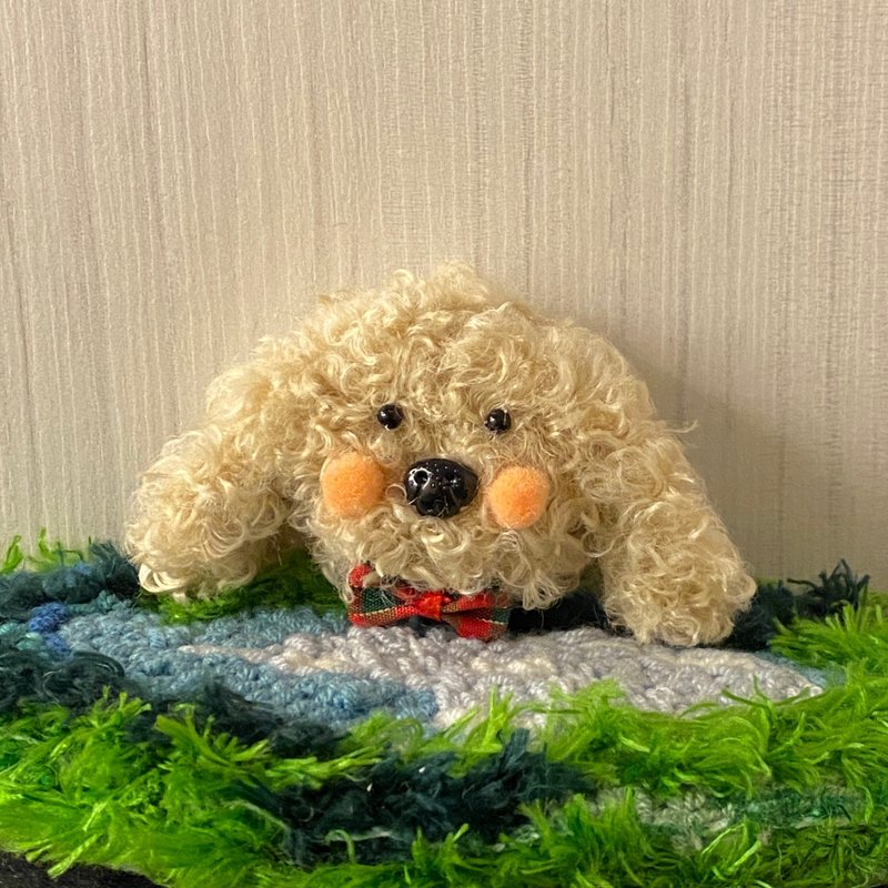 Beige VIP curly hair small blush dog head pendant 5cm-hair root twist stick handmade pendant/wool doll - ตุ๊กตา - วัสดุอื่นๆ ขาว