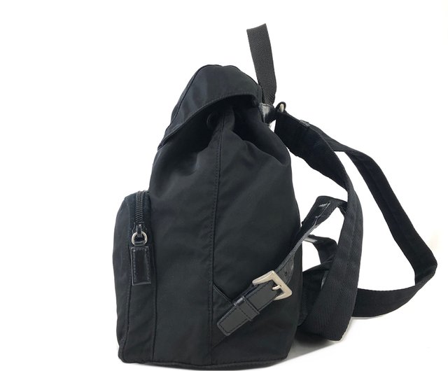 日本直送 名牌中古包 】PRADA プラダ トライアングルロゴ ナイロン