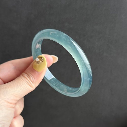 天然　本翡翠　A貨　藍水　高氷種　ブレスレット 天然 本翡翠 A貨 藍水 高氷種 ブレスレット