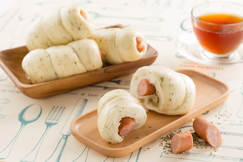 【フルフェイス】ドイツソーセージ手作り蒸し饅頭-4個 - パン・トースト - 食材 