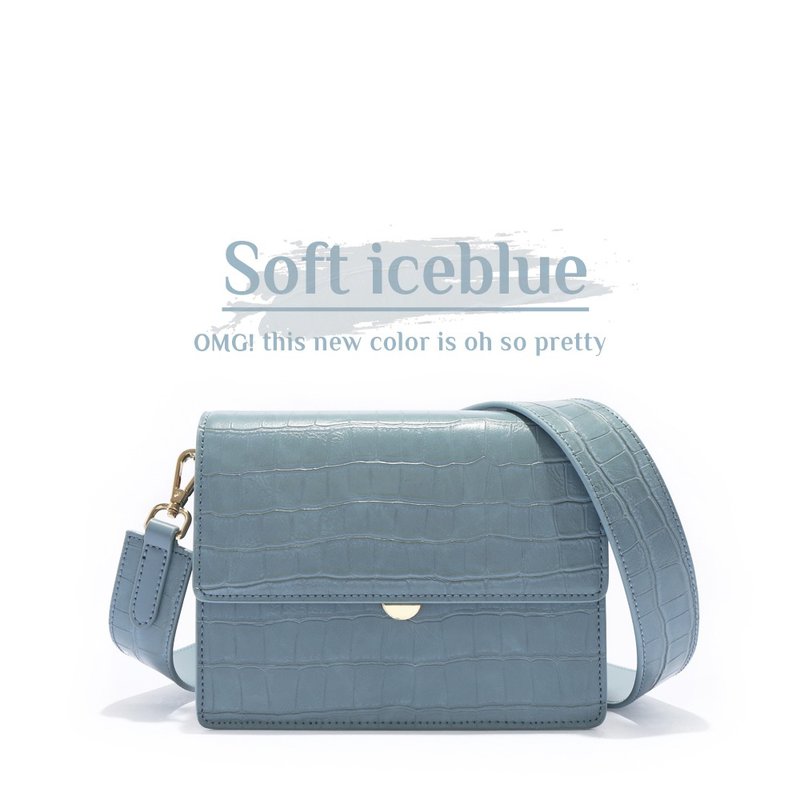 Blue crocodile crossbody bag - กระเป๋าแมสเซนเจอร์ - หนังเทียม สีน้ำเงิน