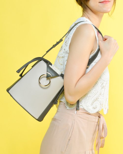 RBRK Designer handbag & Accessories 人氣王 素皮革包 Rachel 水桶包 長/短帶兩用 炭灰色