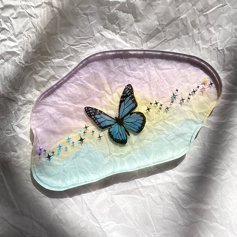 Epoxy resin butterfly swing plate coaster - Items for Display - Resin Multicolor