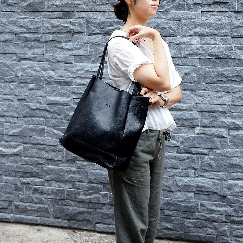 Japanese refreshing female style shoulder tote bag Made in Japan by by ALTO - กระเป๋าแมสเซนเจอร์ - หนังแท้ 