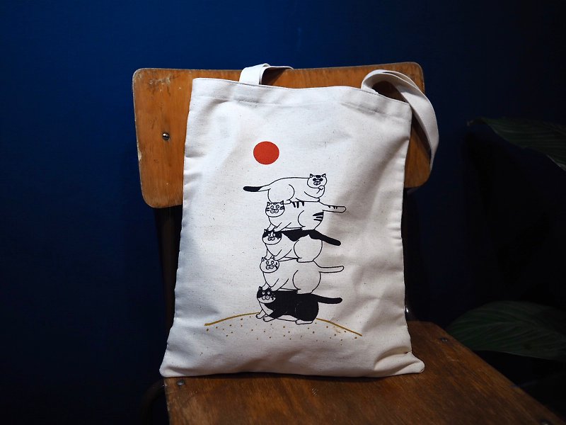 Stacked cat canvas bag for sunbathing - Handbags & Totes - Cotton & Hemp Khaki