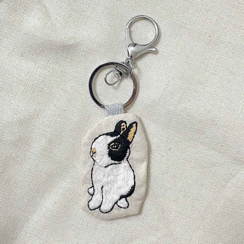 Customized embroidery pendant pet embroidery handmade embroidery handmade gift rabbit pendant - Custom Pillows & Accessories - Cotton & Hemp White