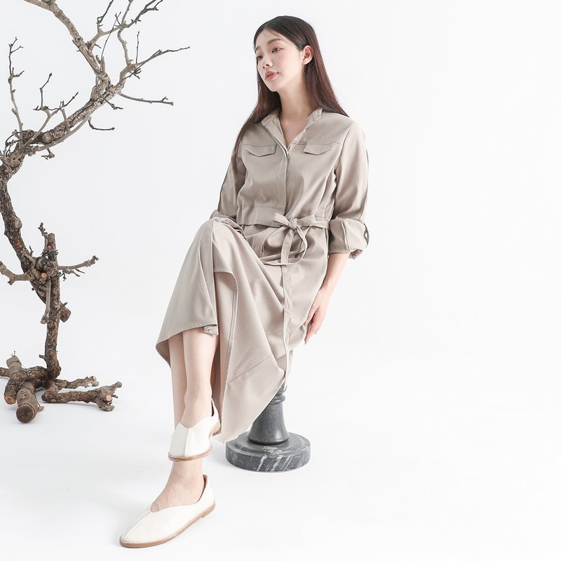 [Classic original] Outstand_unparalleled asymmetrical Khaki - ชุดเดรส - เส้นใยสังเคราะห์ สีกากี