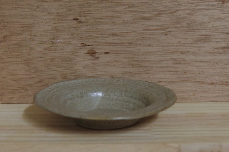 バーントグレーハンドピンチプレート - 皿・プレート - 陶器 