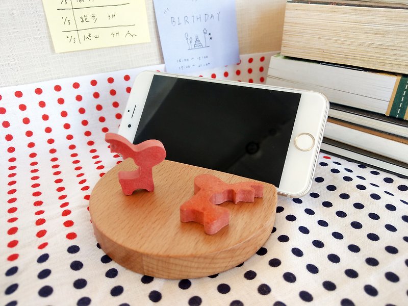 【Therapeutic objects】Log phone holder - Phone Stands & Dust Plugs - Wood Brown