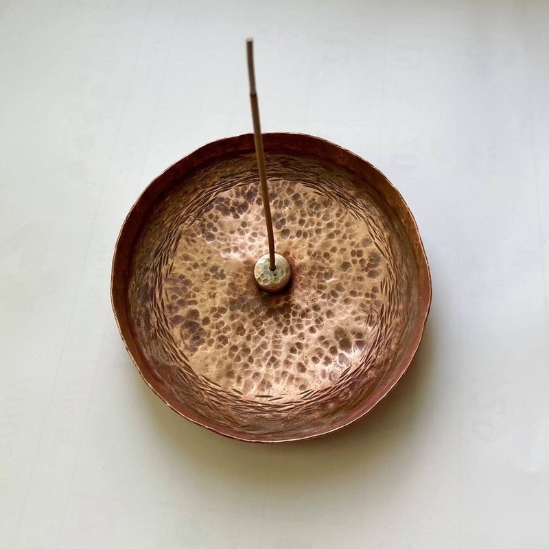 Handmade forging knock red Bronze plate incense - Fragrances - Copper & Brass Orange