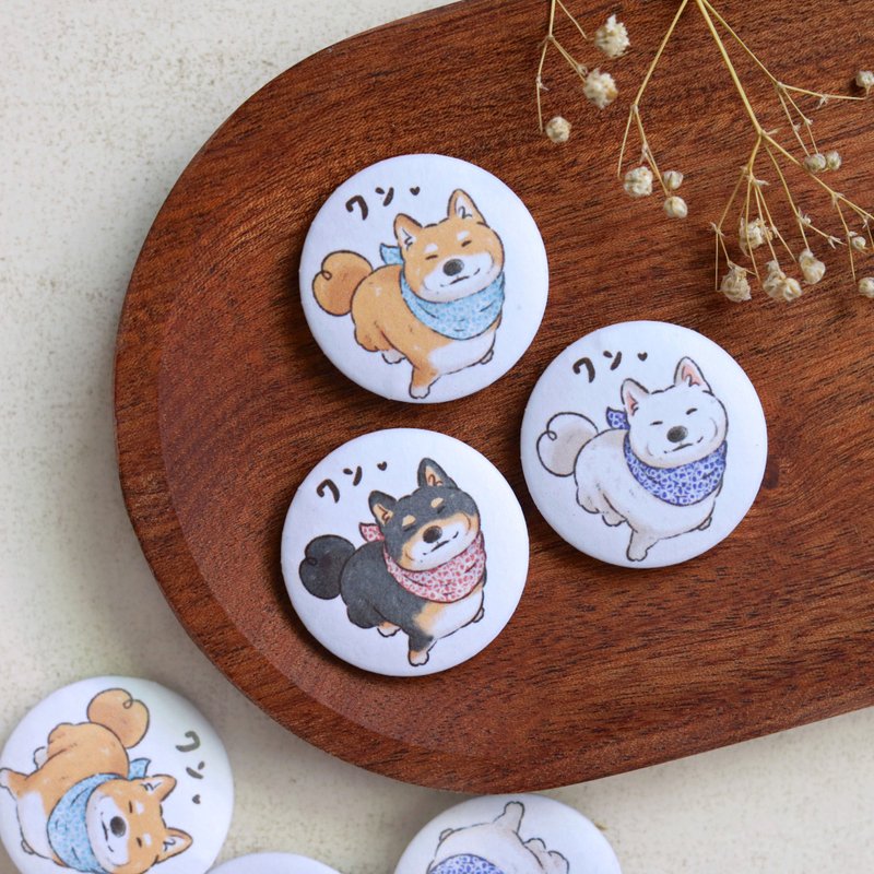 Shiba Small Badge 32mm Magnet Shiba Inu Cute Illustration Japanese Dog Pin Refrigerator Magnet - เข็มกลัด/พิน - โลหะ ขาว