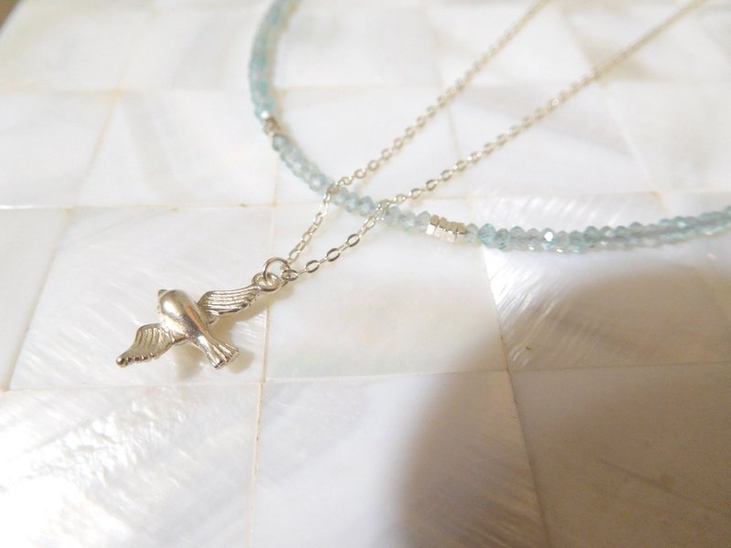 Sterling silver three-dimensional bird mini Stone double-layer short chain can be worn individually. Pre-ordered version - สร้อยคอ - เงินแท้ สีเงิน