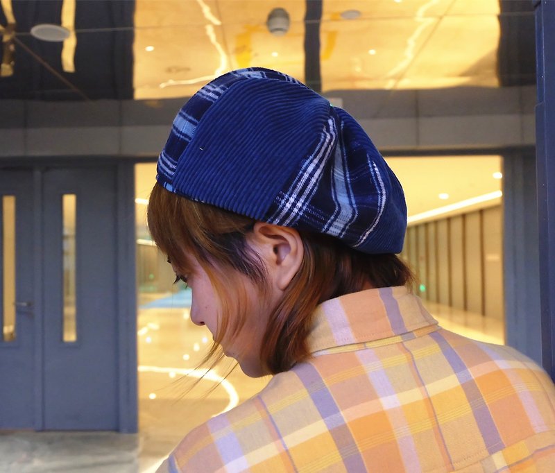 ハンドメイドのコーデュロイ格子縞のパチェットベレー帽 - 帽子 - コットン・麻 ブルー
