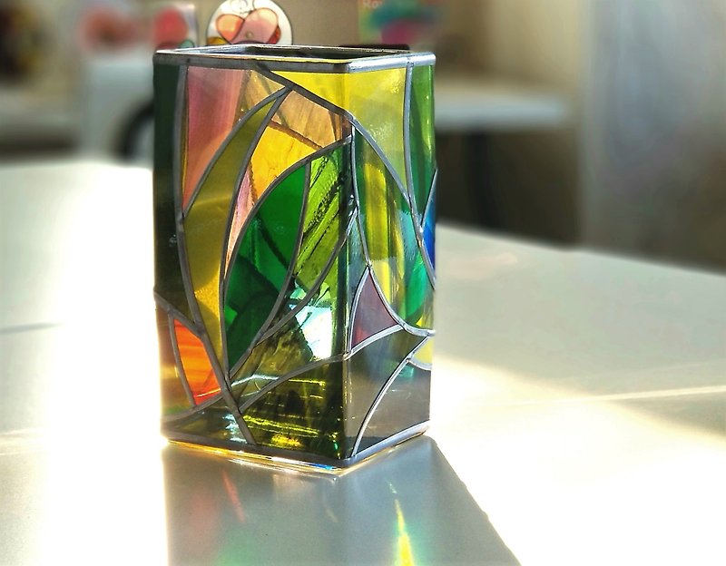 Glass Vase Rectangle  Tinker Bell Forest - เซรามิก - แก้ว หลากหลายสี