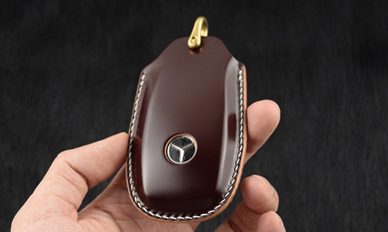 Benz handmade leather keychain Shell Cordovan W205 C300 C200 GLA250 a180 W213 - ที่ห้อยกุญแจ - หนังแท้ หลากหลายสี