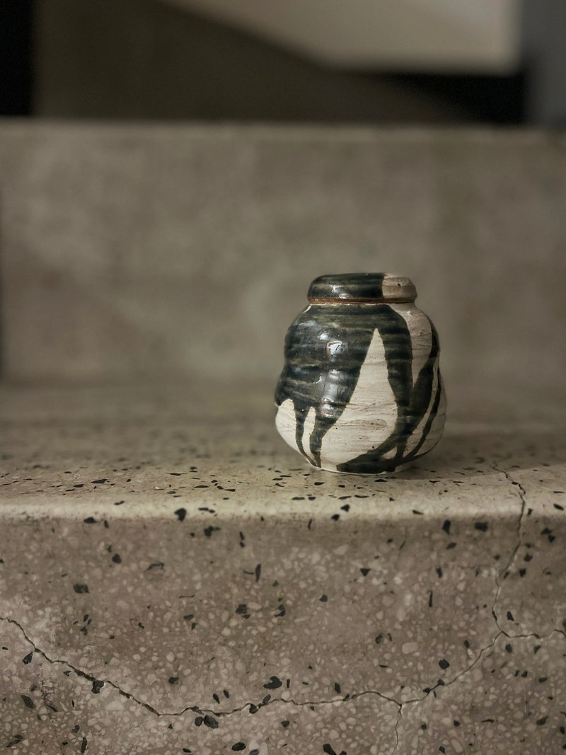 墨藍 茶席 茶倉 茶罐 | 陶器皿 - 茶壺/茶杯/茶具 - 陶 黑色