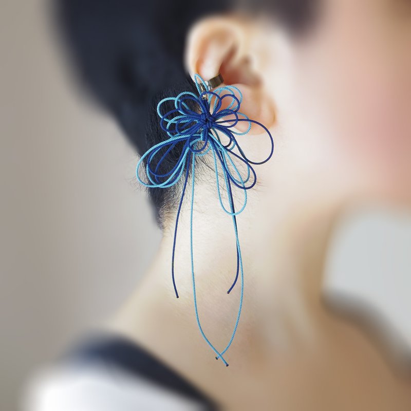 Single ear cuff Sasara, Ei - ต่างหู - เส้นใยสังเคราะห์ สีน้ำเงิน