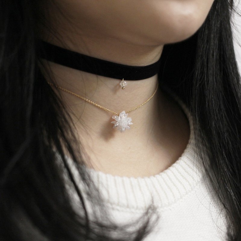 Snowflake Black Choker & Necklace Set - Necklaces - Gemstone Black