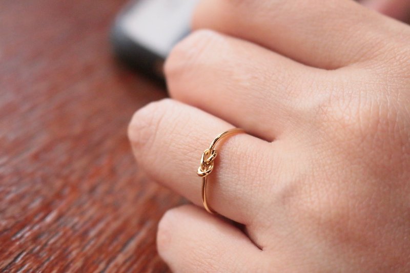 Brass knot ring circle - แหวนทั่วไป - ทองแดงทองเหลือง สีทอง
