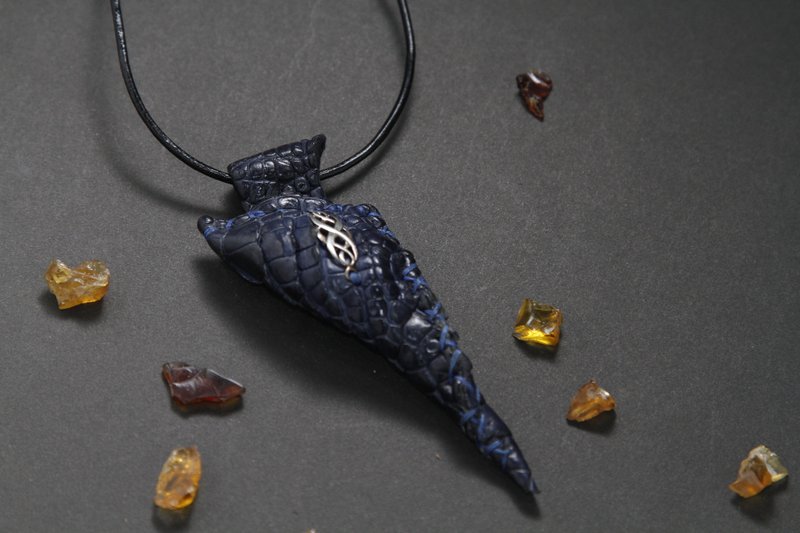 Genuine crocodile pendant - Necklaces - Genuine Leather Blue