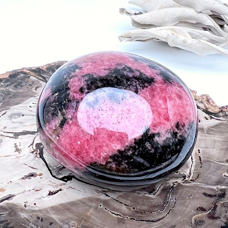 喜歡。手把 擺件 療癒 轉運 桃花 l 薔薇輝石 手握 l - 擺飾/家飾品 - 石頭 多色
