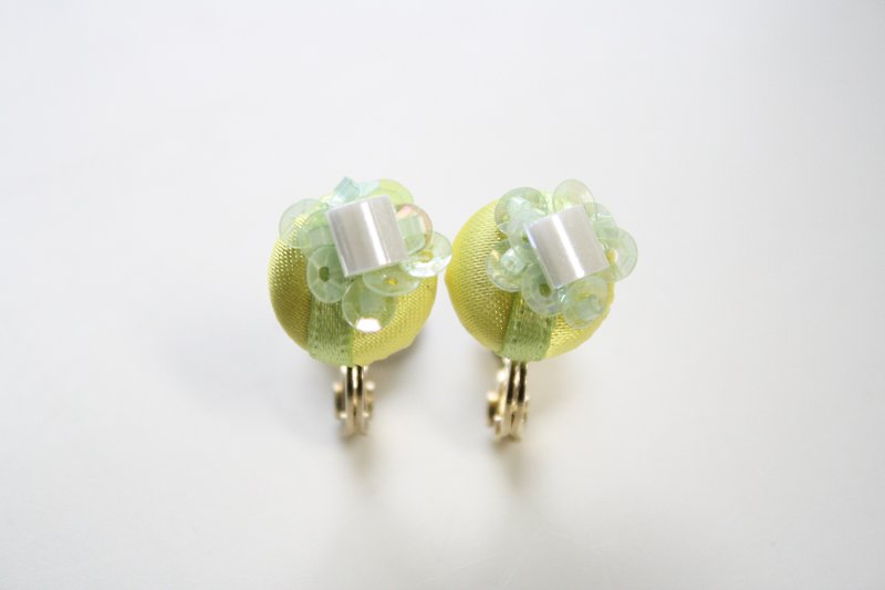 Earring of Czechosovak beads - Earrings & Clip-ons - Gemstone Yellow