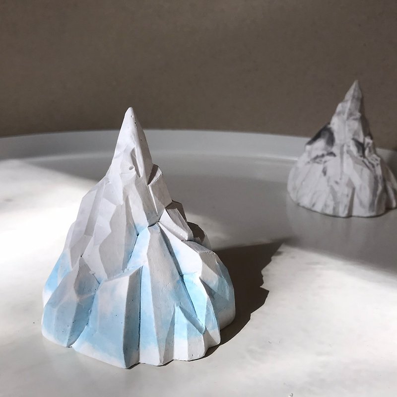 [MINI LIFE x Fenxiang Diary] Iceberg/ Stone Mountain Shaped Fragrance Stone - Fragrances - Cement Multicolor