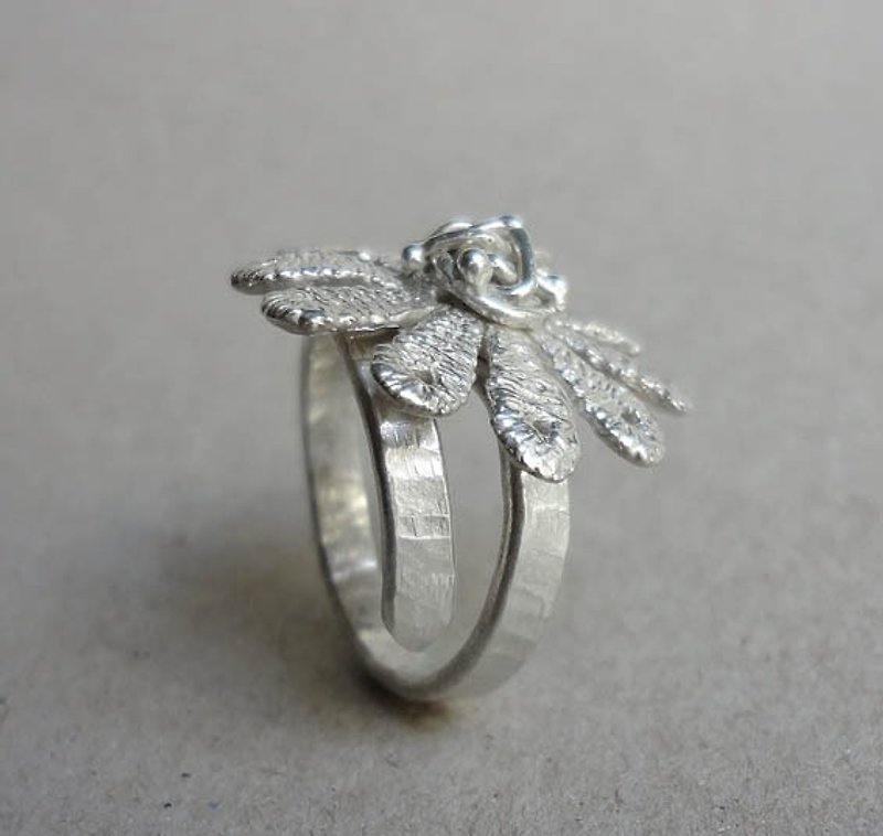 真蕾絲 大波斯菊 純銀戒指 - 戒指 - 其他金屬 灰色