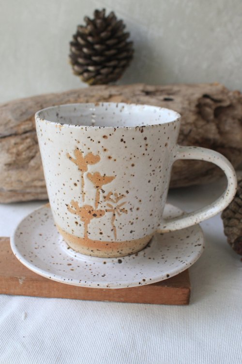Taloonpottery 13.5 oz Ceramic Speckled Coffee Mug | Medium Size Handmade Mug With Saucer
