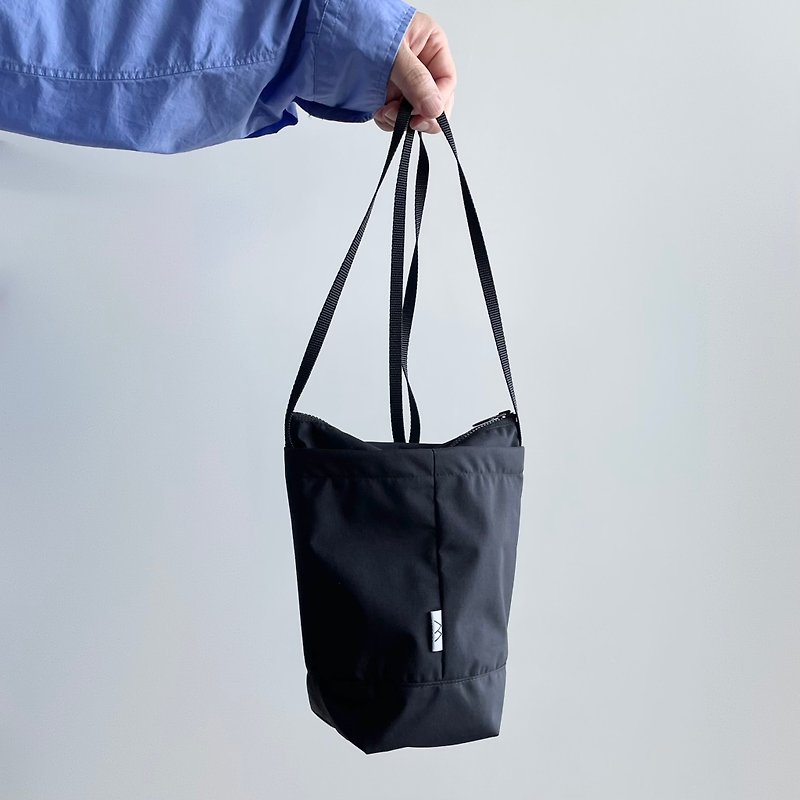 Nylon shoulder bag for PET bottles / black - Messenger Bags & Sling Bags - Other Materials Black