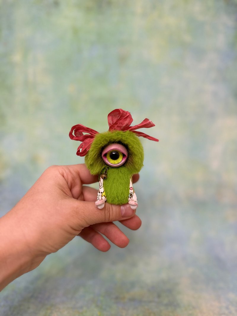Tiny cyclop - doll _ Green apple _ with tattoo _ READY TO SHIP! - 玩偶/公仔 - 其他材質 綠色