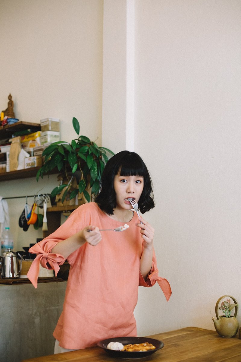 Tunic top with bow tie in Salmon - 女上衣/長袖上衣 - 棉．麻 粉紅色