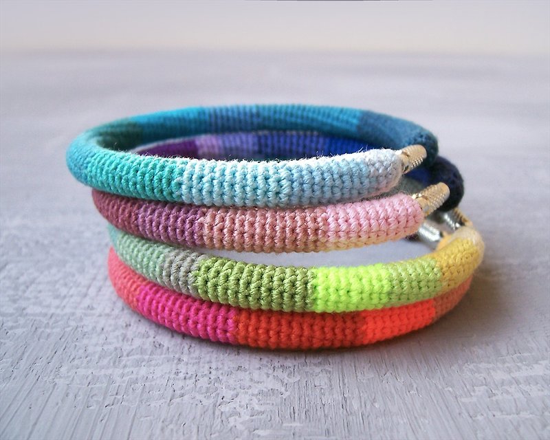 4 Rainbow Bangles Convertible Jewelry, Stacking Bracelets - สร้อยข้อมือ - ผ้าฝ้าย/ผ้าลินิน หลากหลายสี