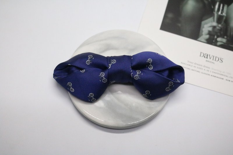 蓝色真丝单车印花领结折叠系列蝴蝶结独特 - 領帶/領帶夾 - 絲．絹 藍色