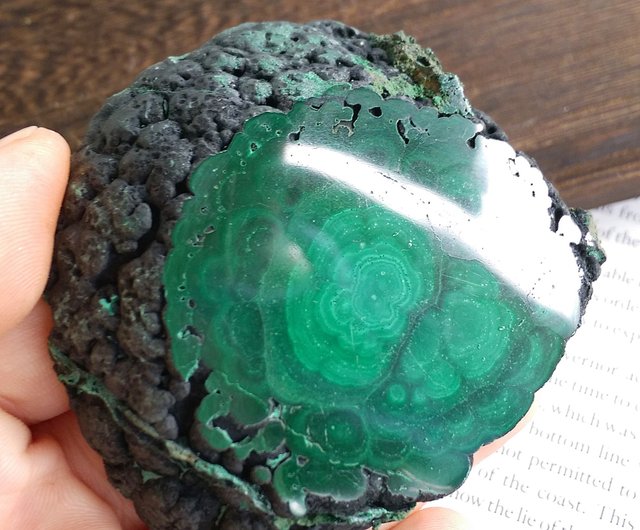 マラカイト石産マラカイト研磨天然鉱石原石 - ショップ alice-gems