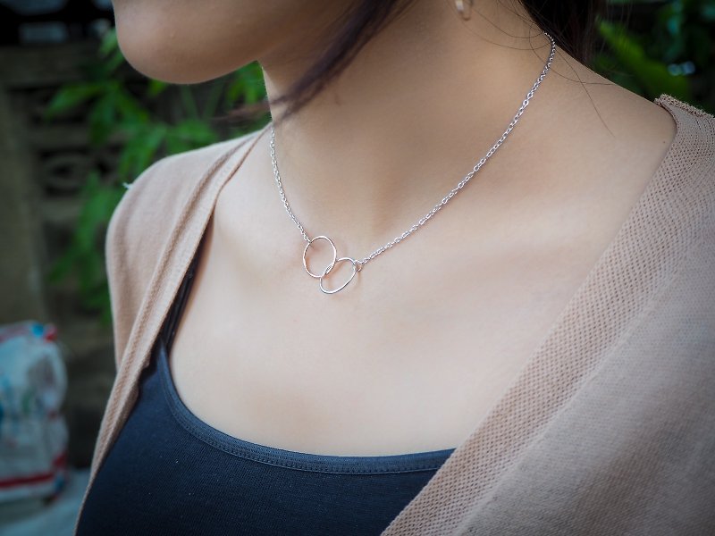 Two-tones Pink/white gold Sterling silver interlocking circle necklace  - สร้อยคอ - เงินแท้ สึชมพู