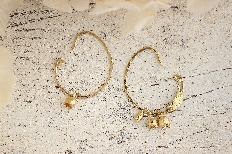 Made-to-order K18GP lily of the valley earrings (brass) - ต่างหู - โลหะ สีทอง