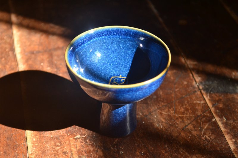 湛放藍小高足杯 手沖濾杯 咖啡濾杯 咖啡濾器 端午節禮物 禮物 - 咖啡壺/手沖壺 - 瓷 藍色