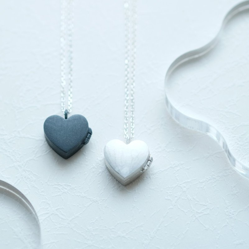 Heart locket necklace Silver 925 - สร้อยคอ - โลหะ สีเทา